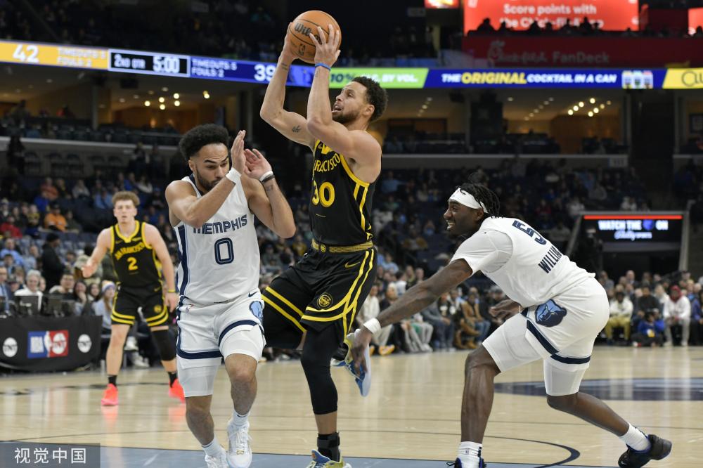 出极大的兴 出极大的兴